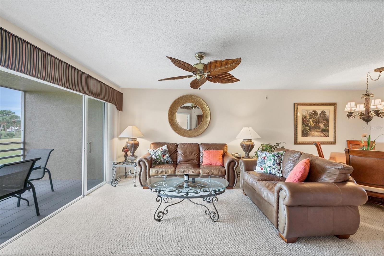 Image 14 of 66 For 823 Wexford Boulevard 823