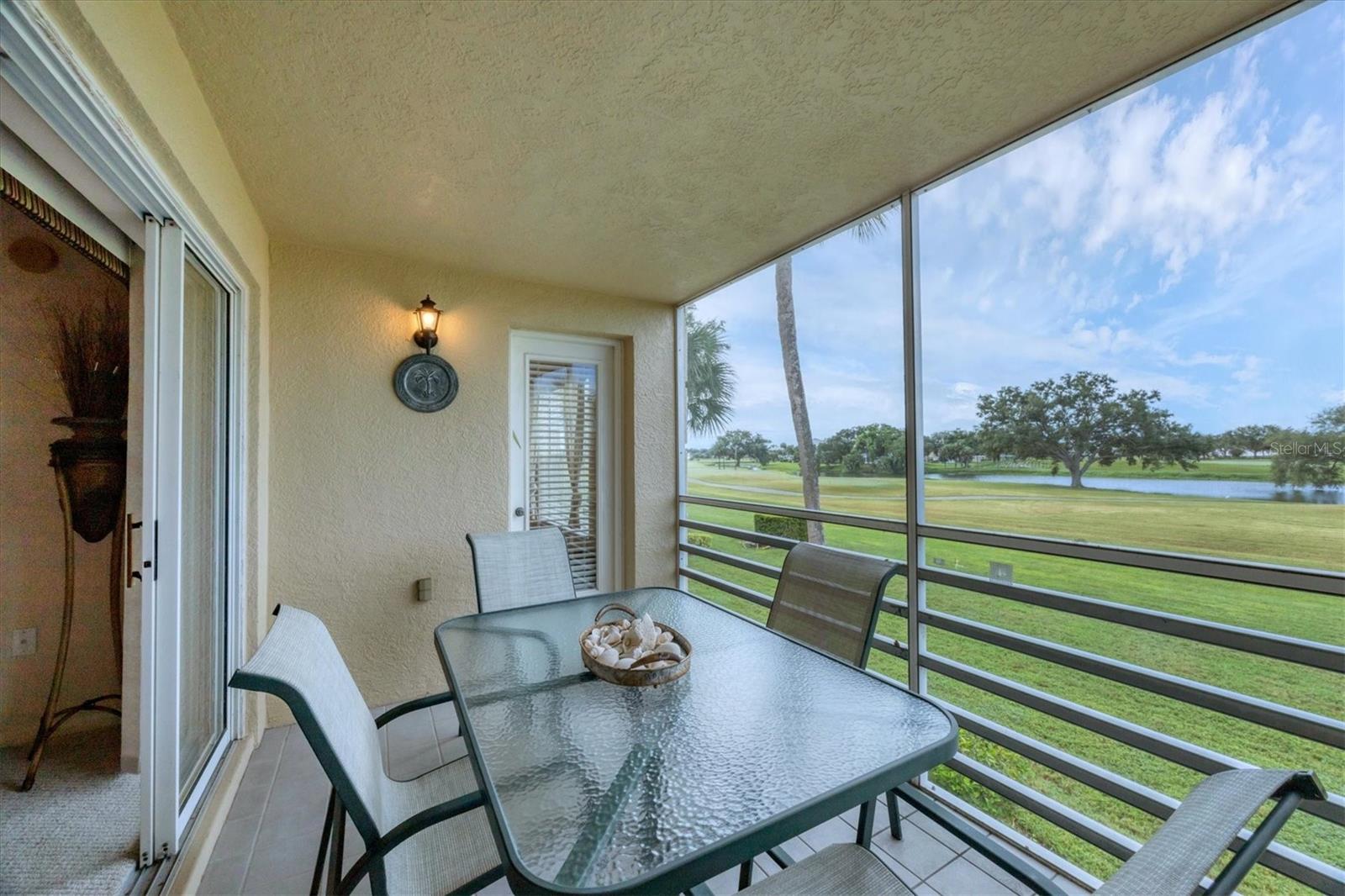 Image 35 of 66 For 823 Wexford Boulevard 823