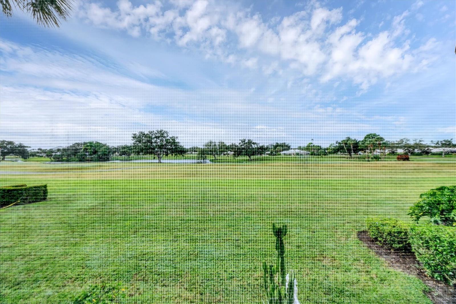 Image 37 of 66 For 823 Wexford Boulevard 823