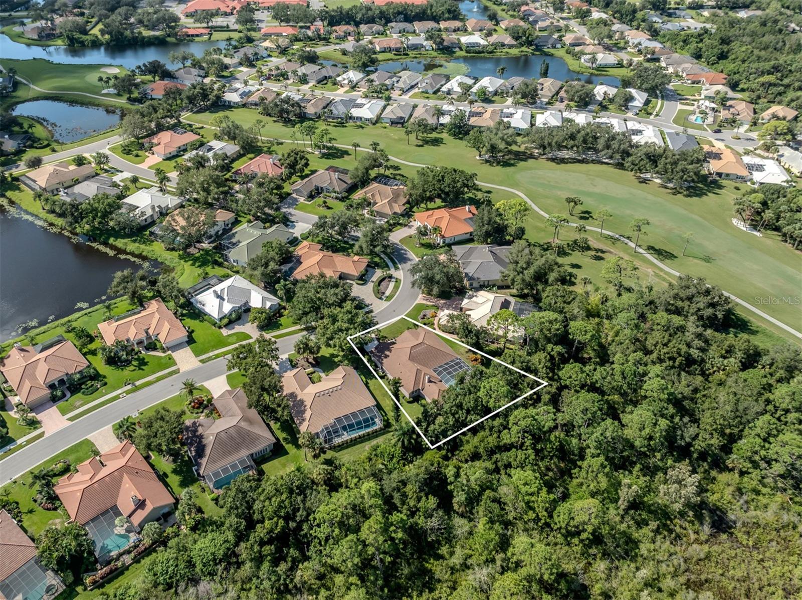 Image 31 of 60 For 273 Royal Oak Way