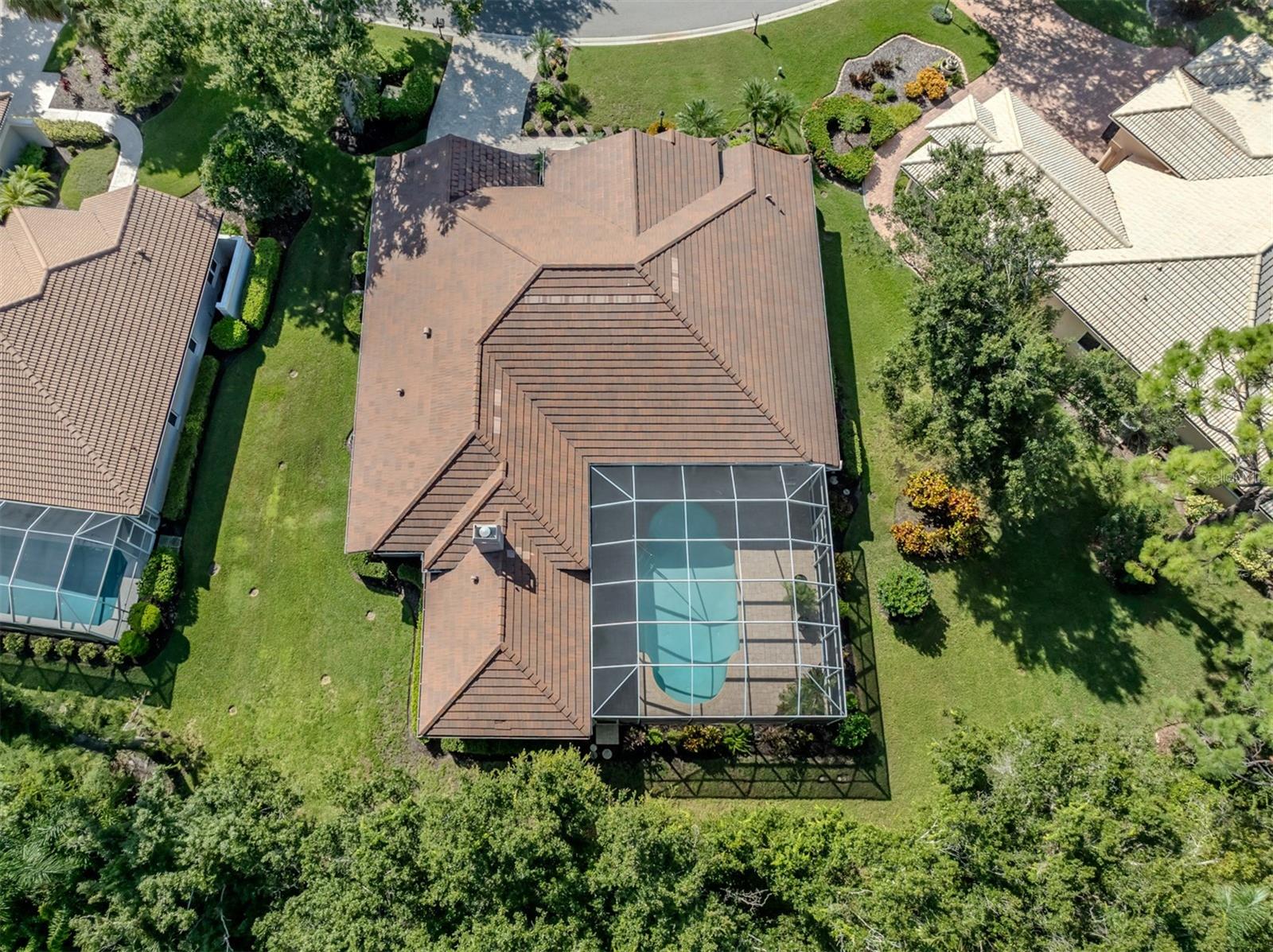 Image 32 of 60 For 273 Royal Oak Way
