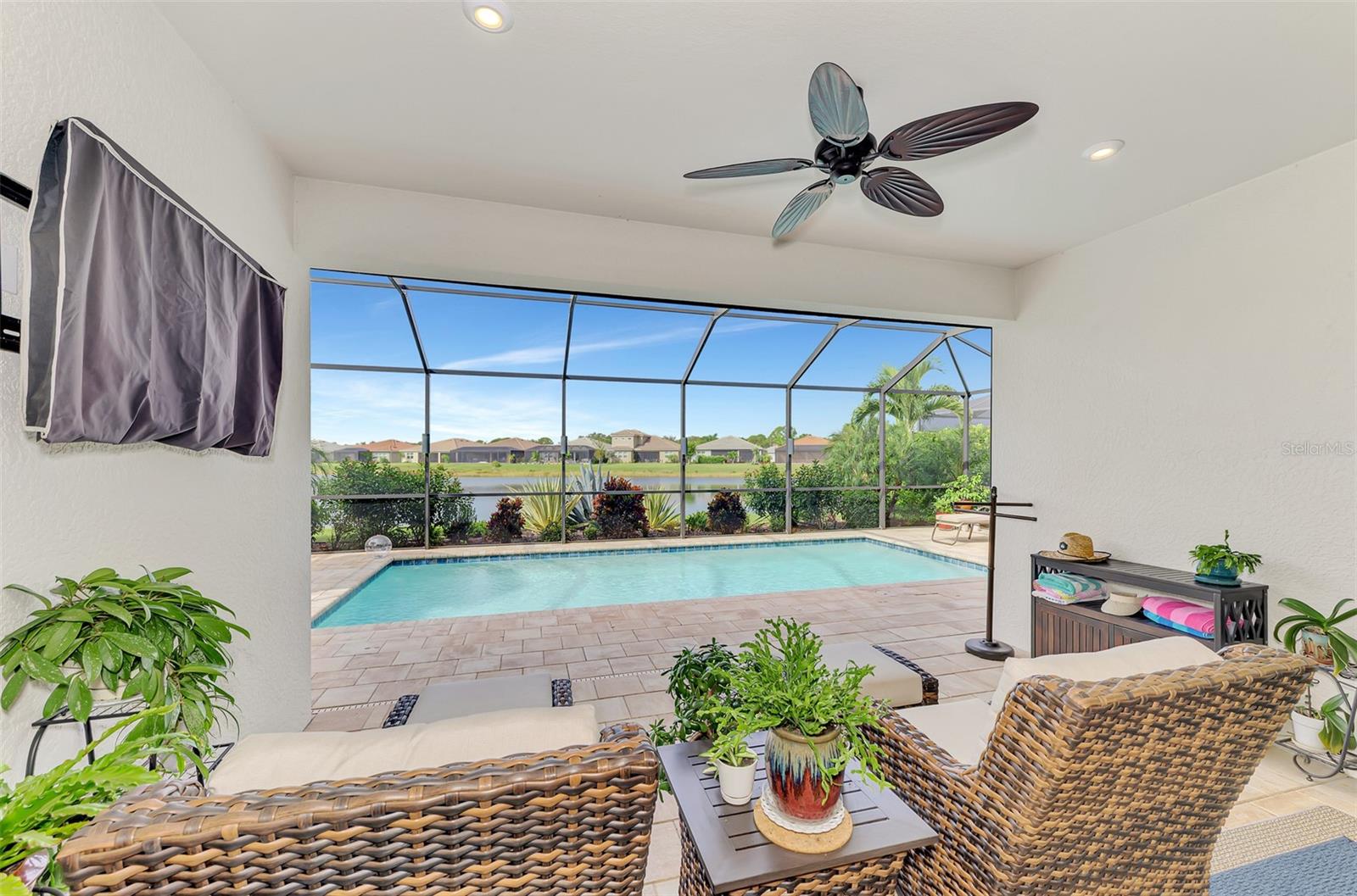 Image 42 of 89 For 20381 Bandera Place
