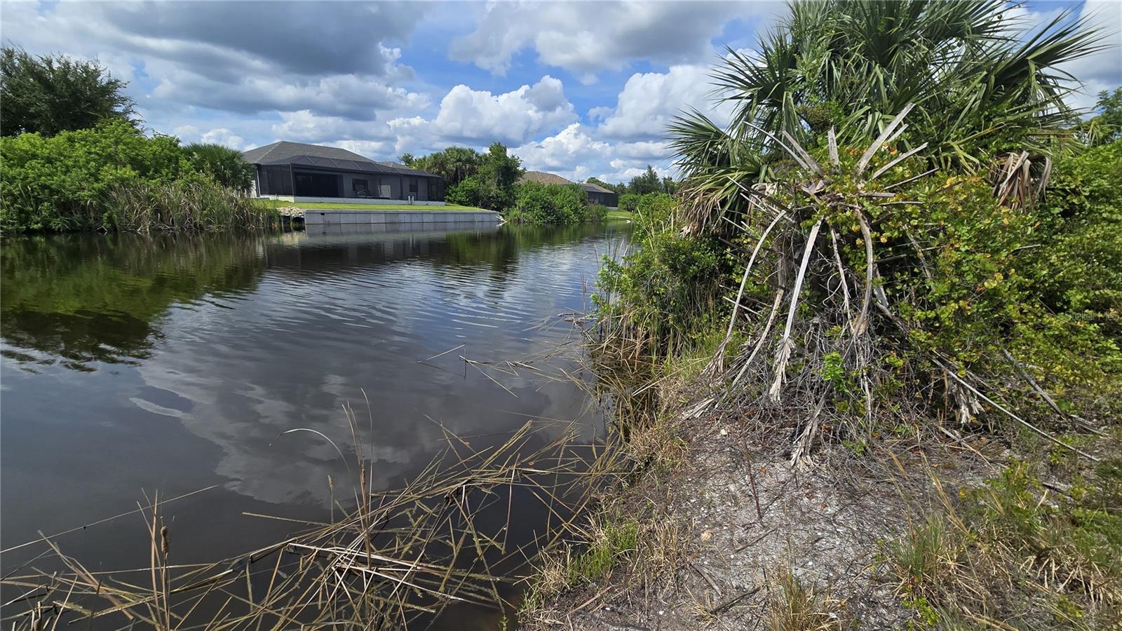 Image 3 of 10 For 14153 Fruit Port Circle