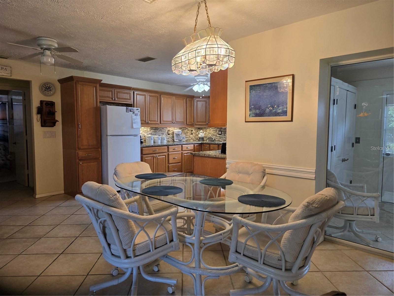 Image 9 of 27 For 3311 Papaya Road