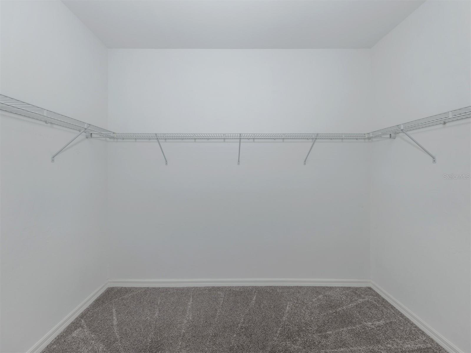 Image 16 of 68 For 331 Toscavilla Boulevard