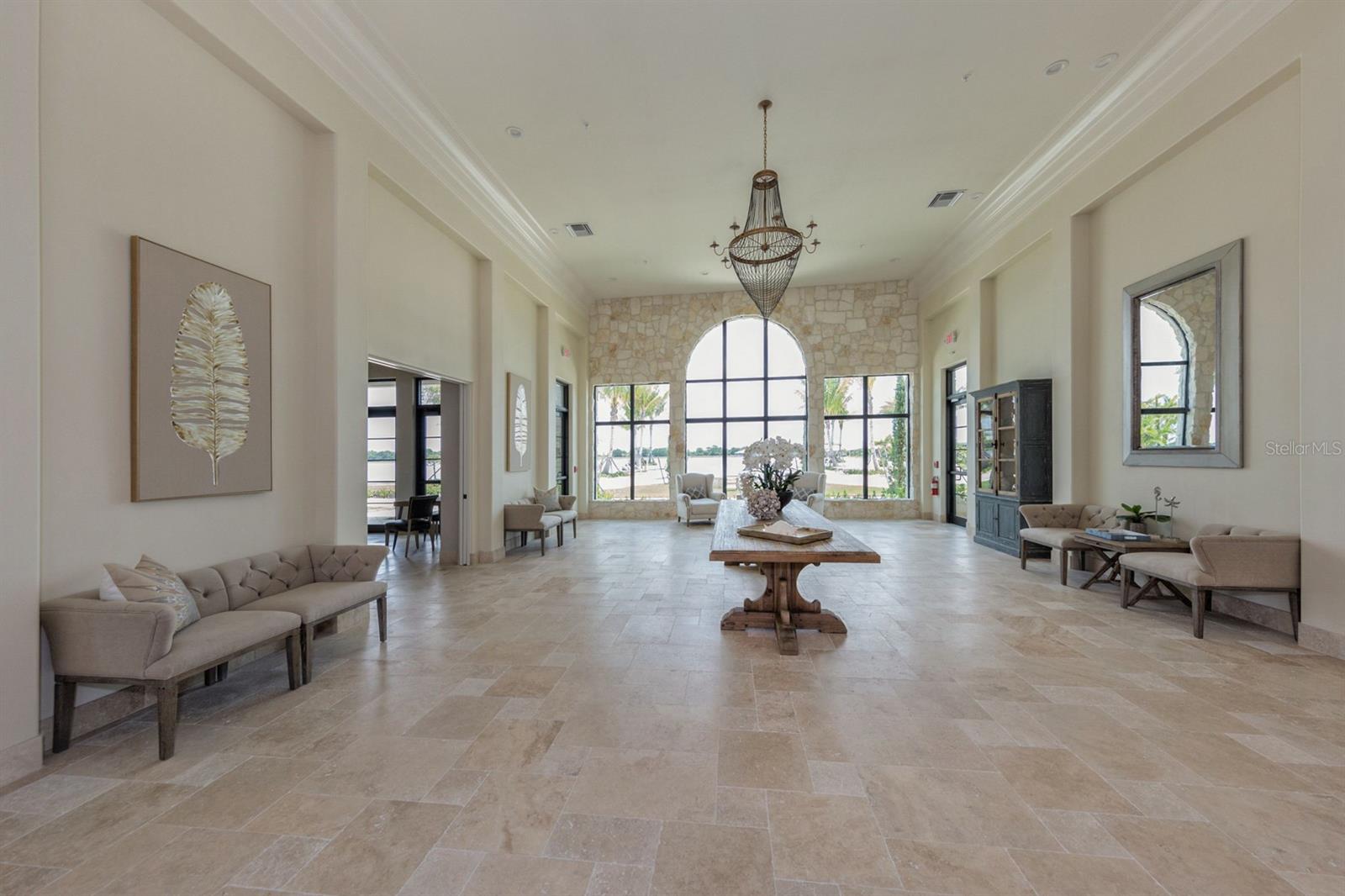 Image 45 of 68 For 331 Toscavilla Boulevard