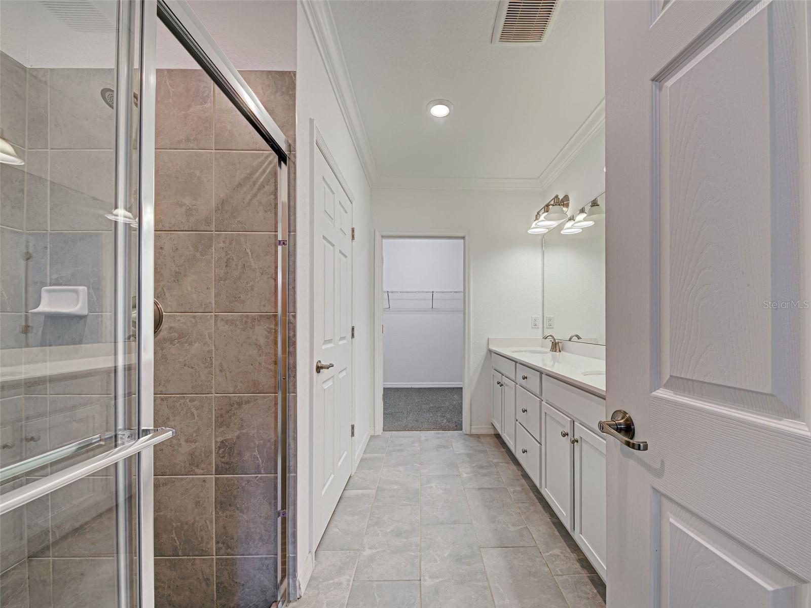 Image 30 of 35 For 10031 Crooked Creek Drive 101