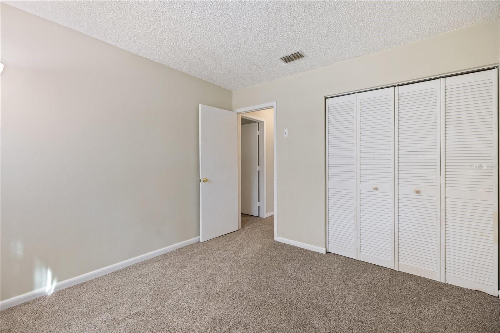 Image 14 of 49 For 13300 Englewood Rd