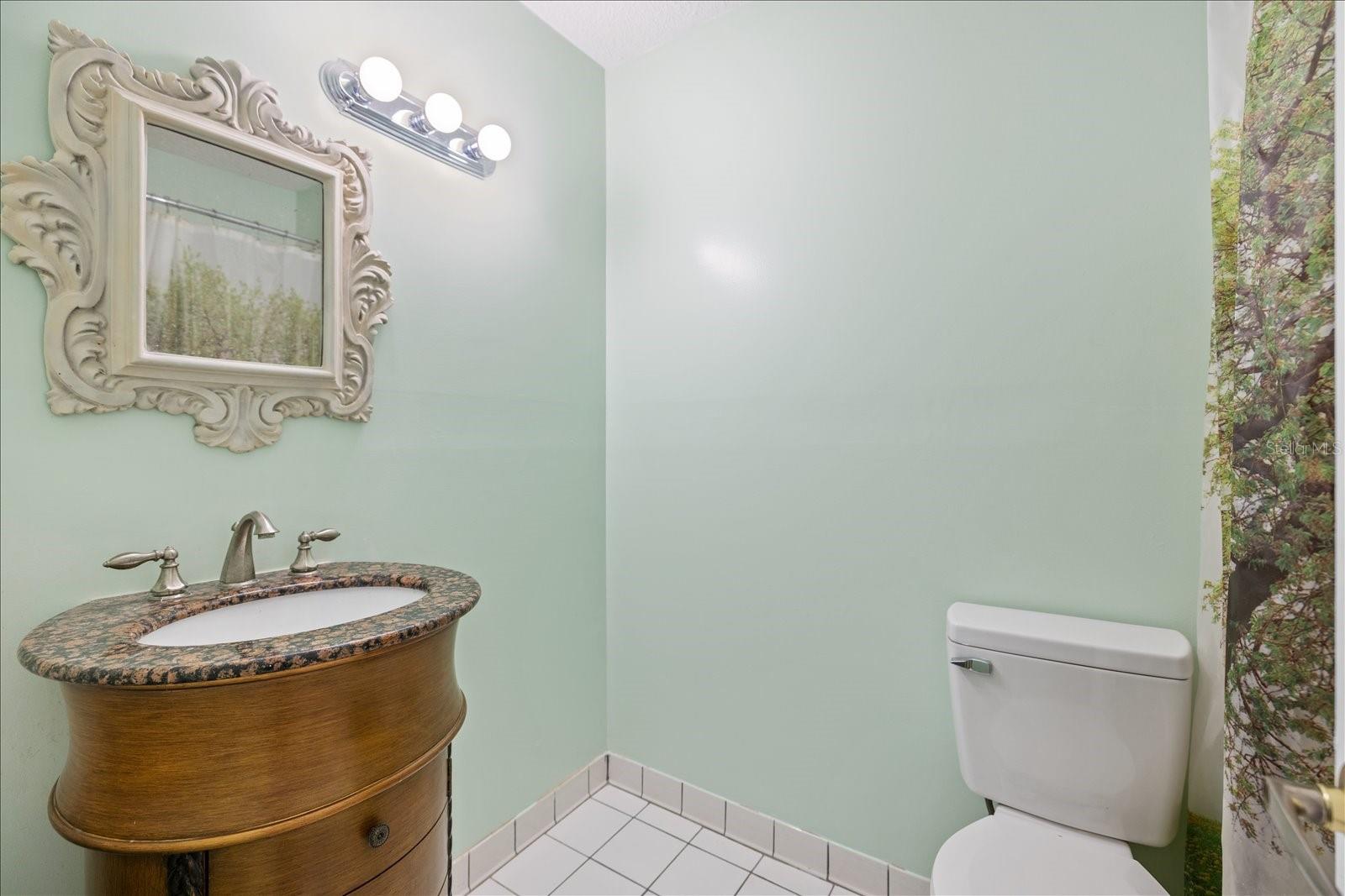 Image 17 of 49 For 13300 Englewood Rd