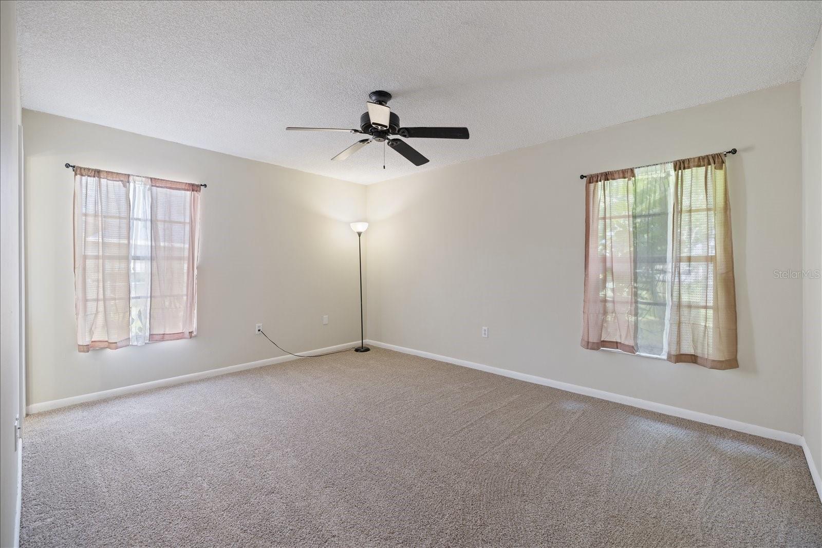 Image 18 of 49 For 13300 Englewood Rd