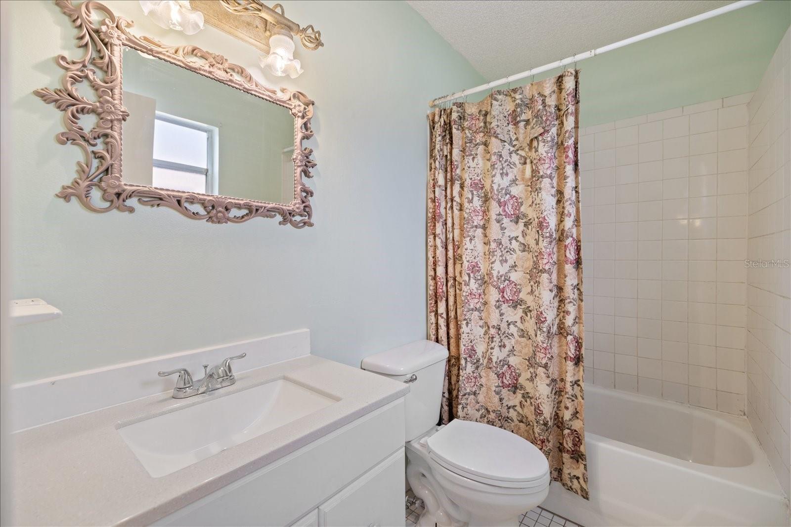 Image 20 of 49 For 13300 Englewood Rd