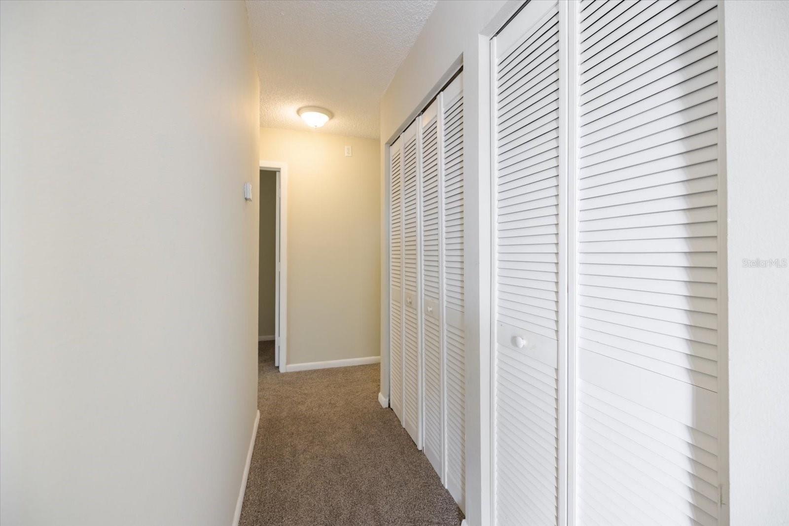 Image 23 of 49 For 13300 Englewood Rd