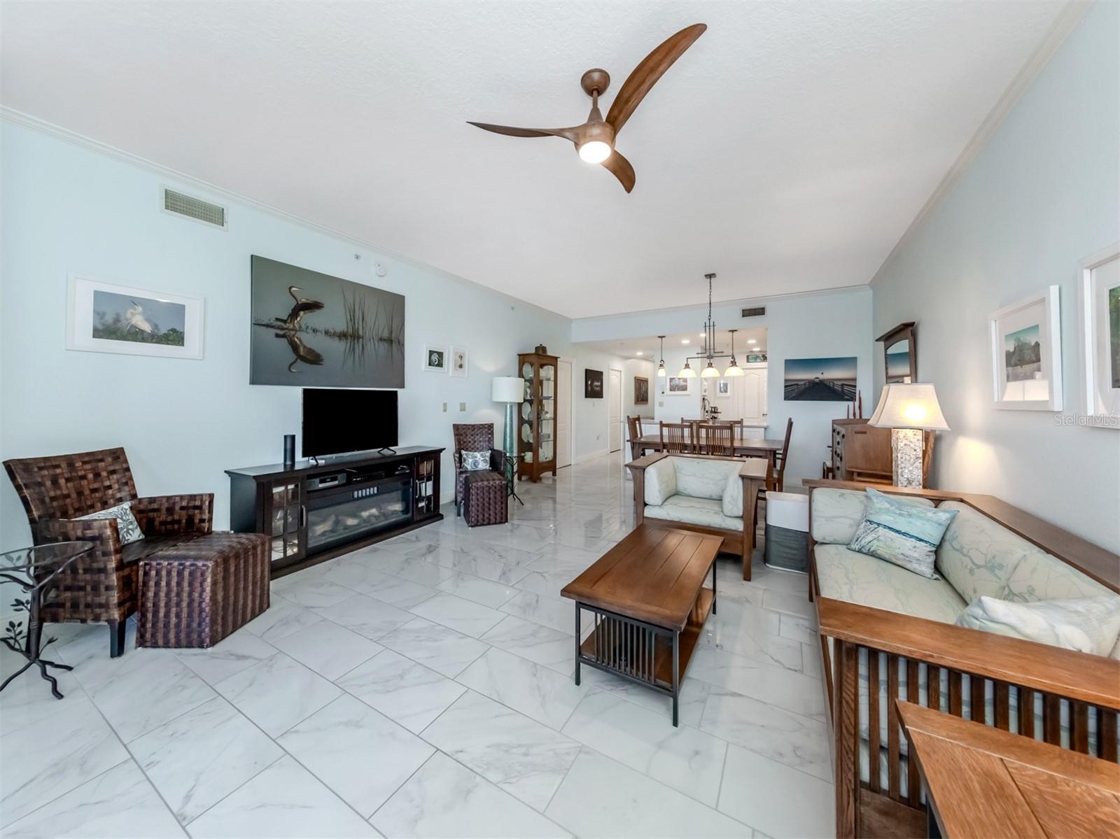 Image 14 of 70 For 147 Tampa Avenue E 202