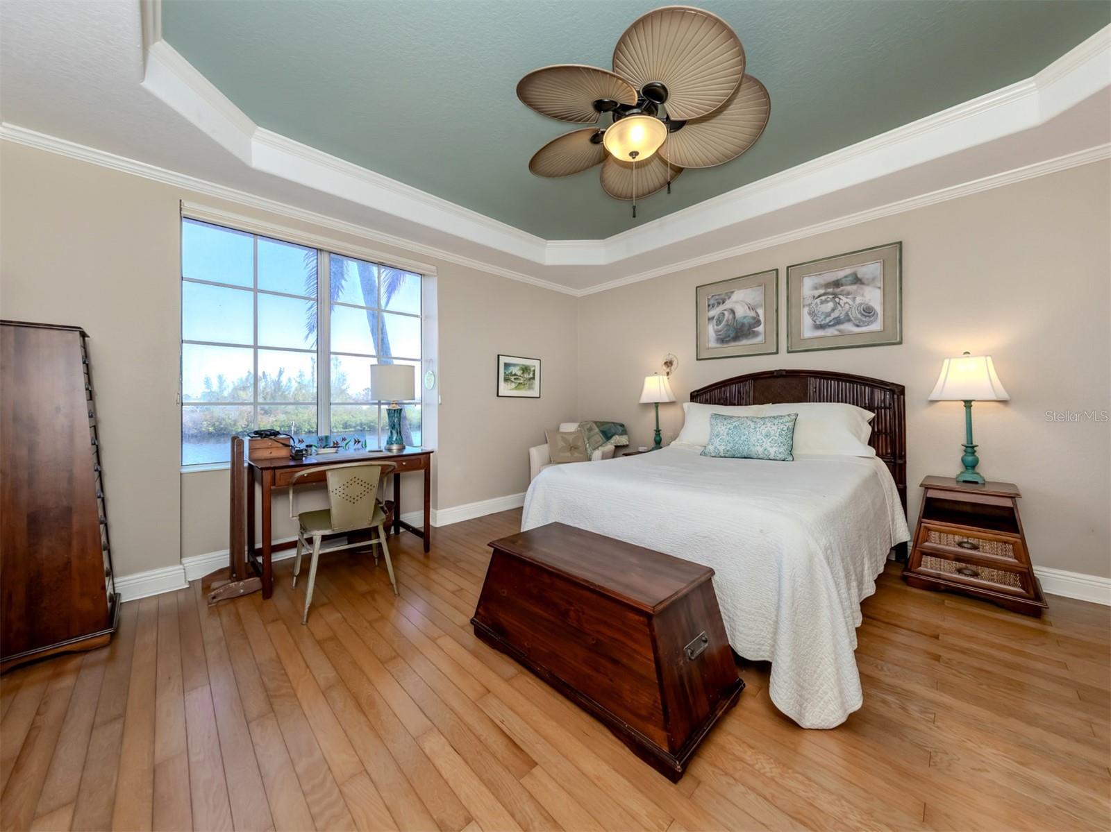 Image 16 of 70 For 147 Tampa Avenue E 202