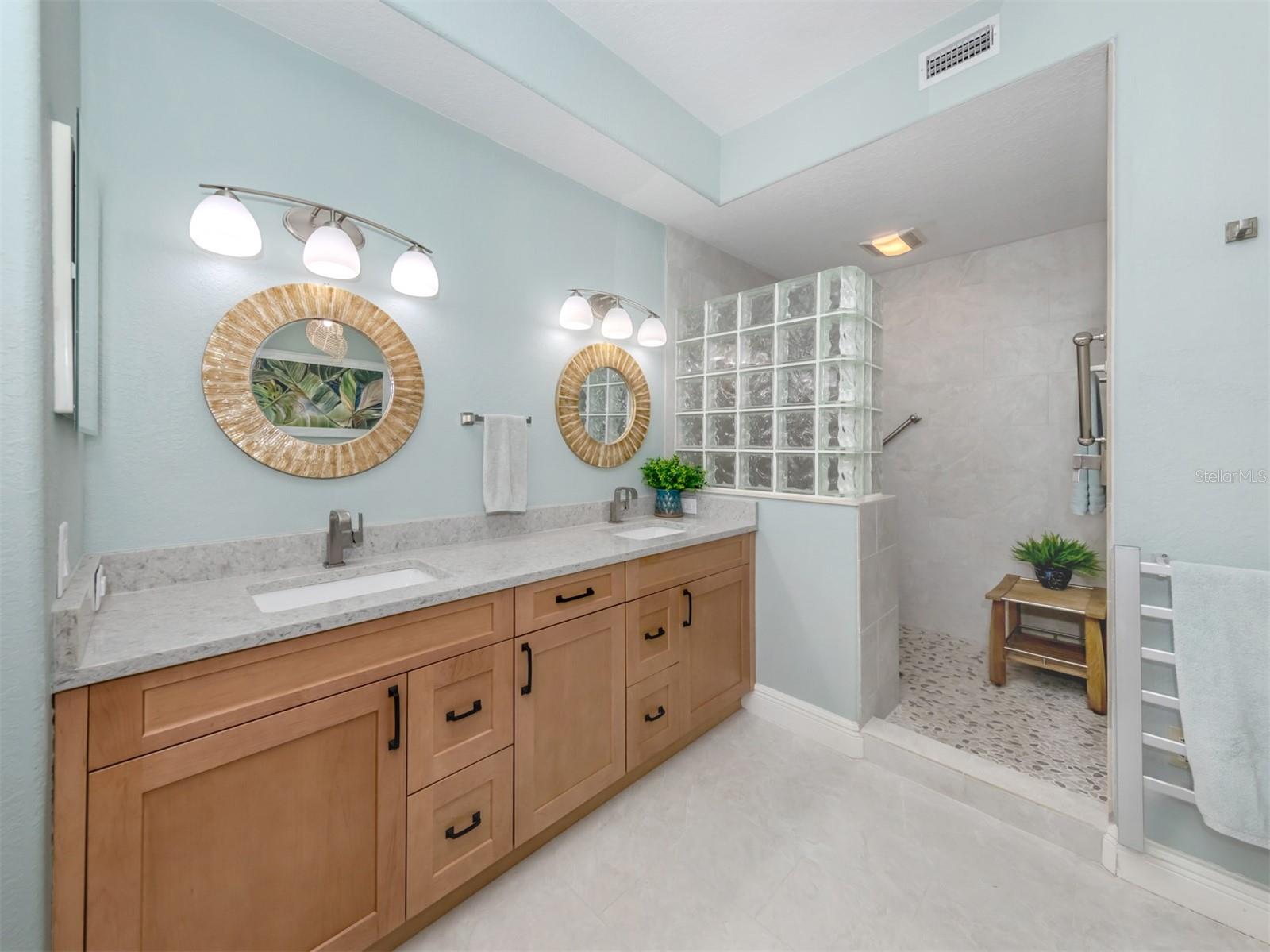 Image 18 of 70 For 147 Tampa Avenue E 202