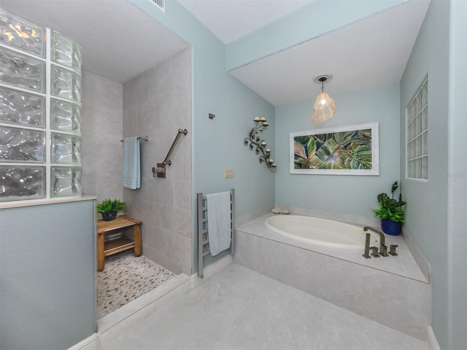 Image 19 of 70 For 147 Tampa Avenue E 202