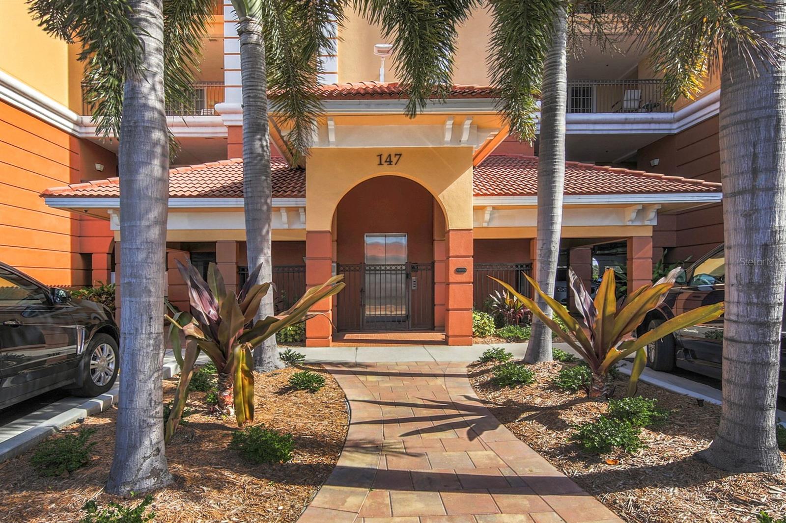 Image 39 of 70 For 147 Tampa Avenue E 202