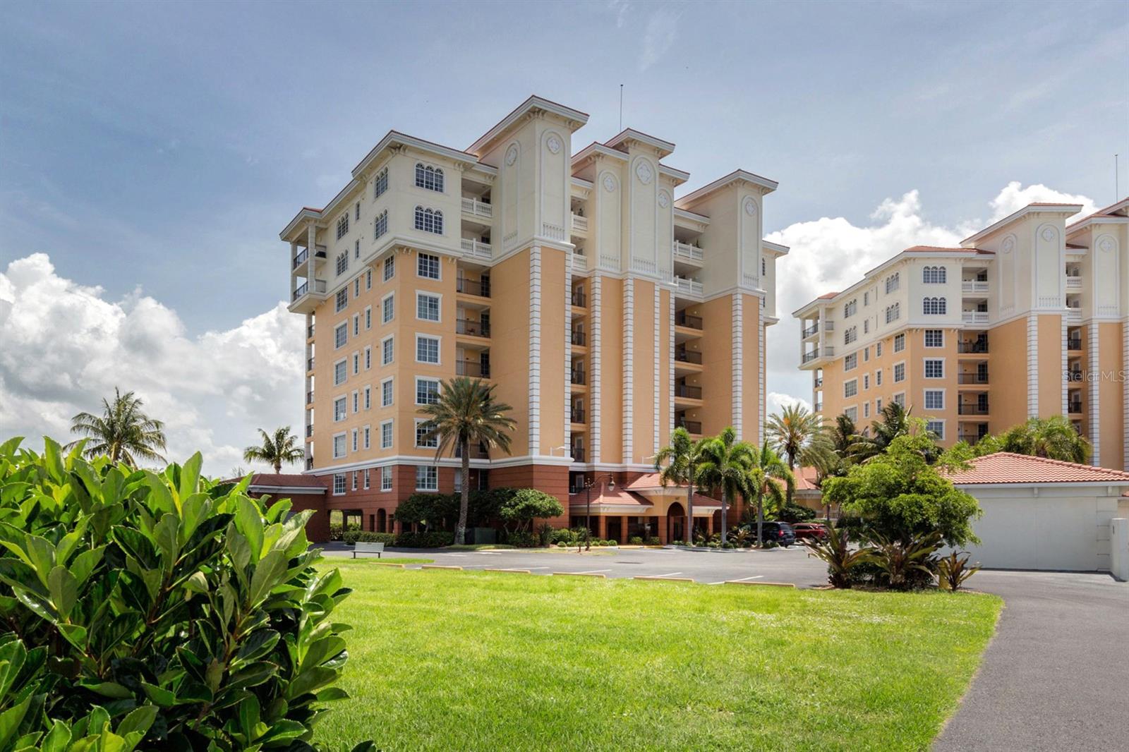 Image 45 of 70 For 147 Tampa Avenue E 202