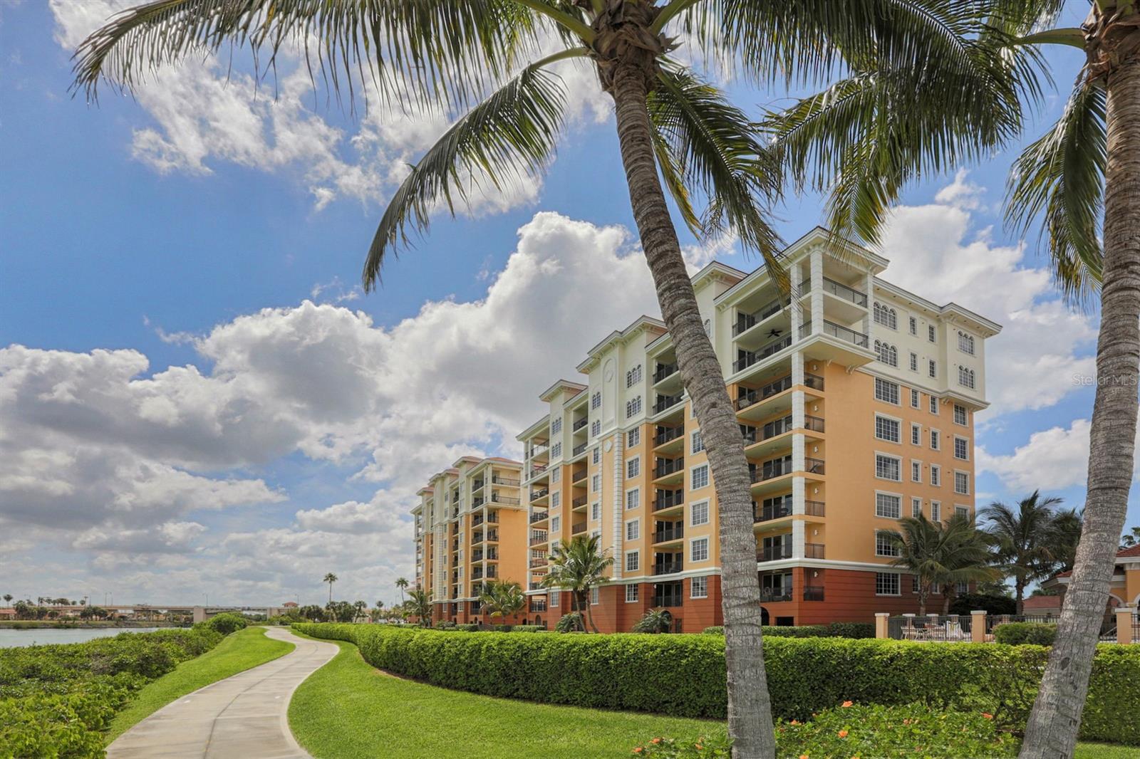 Image 47 of 70 For 147 Tampa Avenue E 202