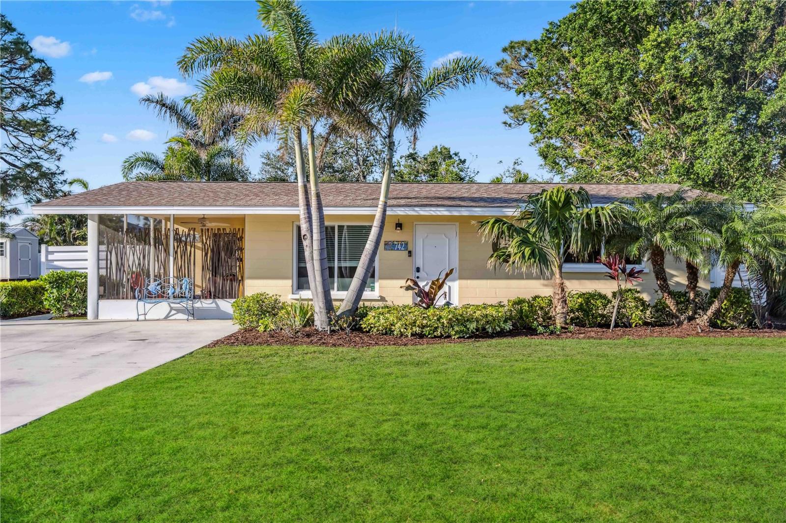 Details for 742 Golf Drive, VENICE, FL 34285