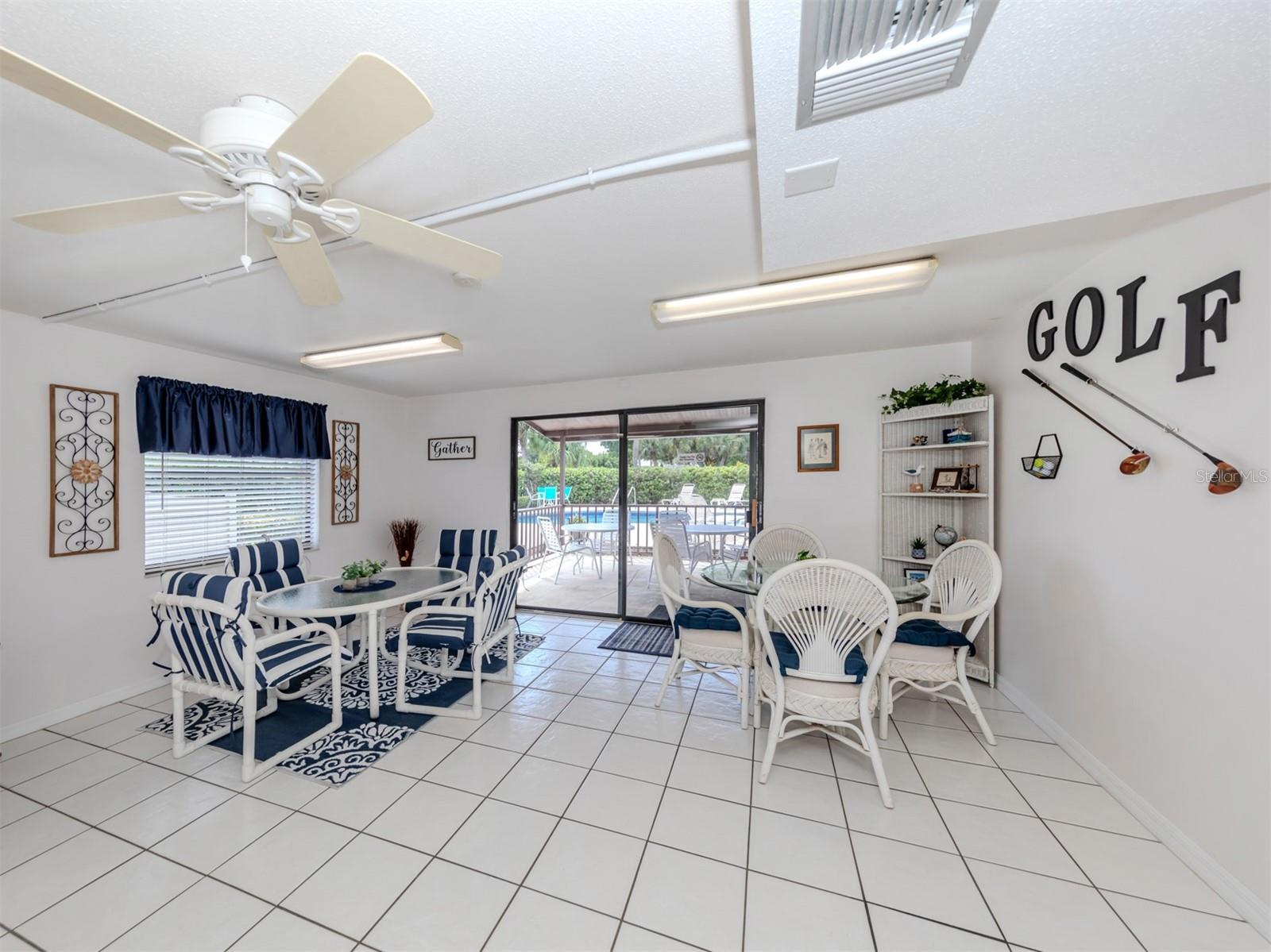 Image 36 of 57 For 929 Capri Isles Boulevard 27