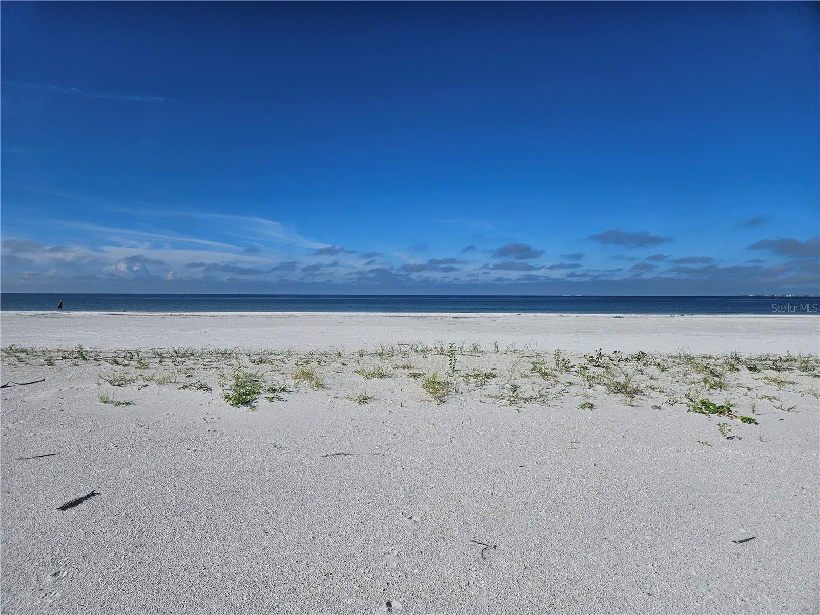 Image 3 of 18 For 616 Estero Boulevard