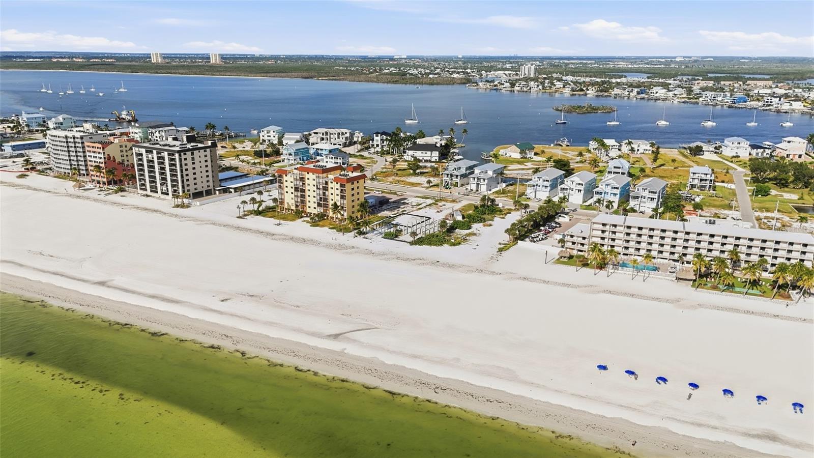 Image 32 of 37 For 616 Estero Boulevard