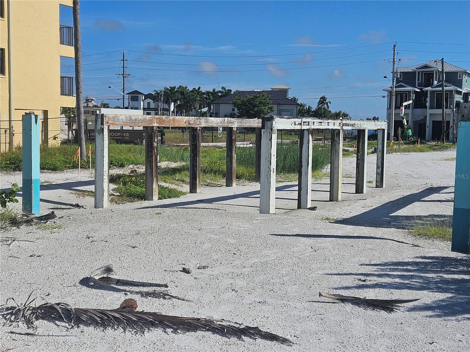 Image 7 of 18 For 616 Estero Boulevard