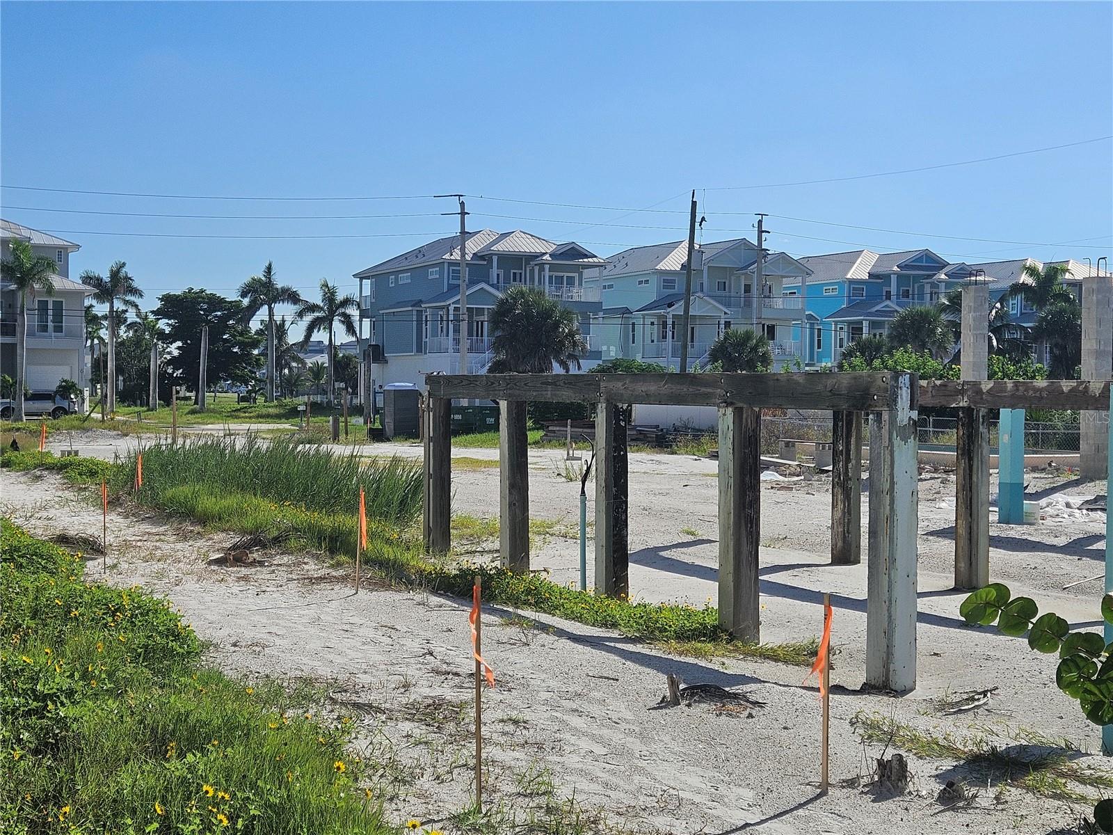 Image 9 of 18 For 616 Estero Boulevard