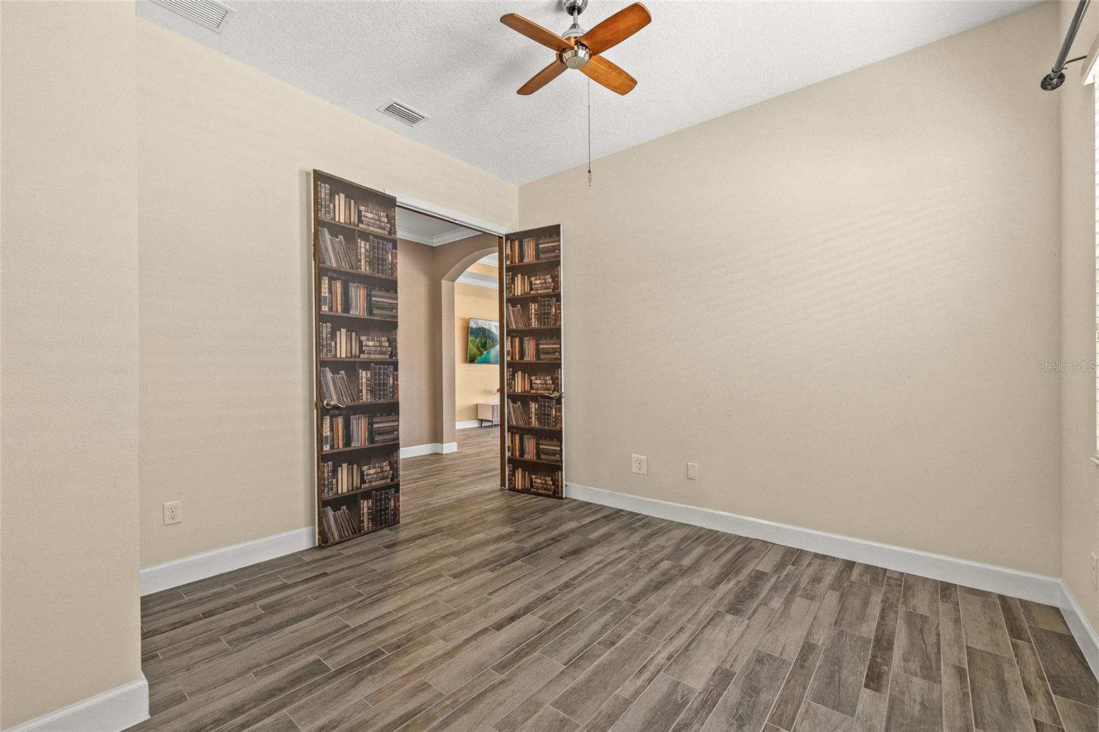 Image 8 of 52 For 1803 Pacific Dunes Drive