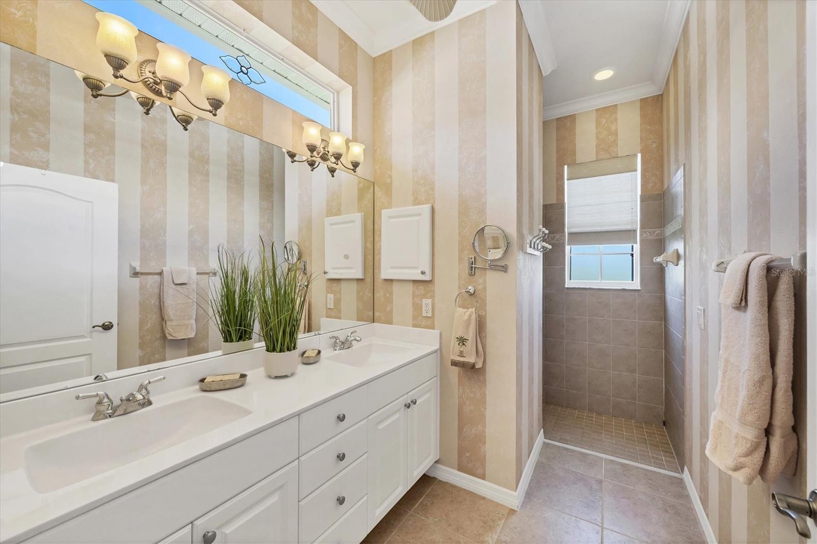 Image 18 of 42 For 1652 Monarch Drive 1652