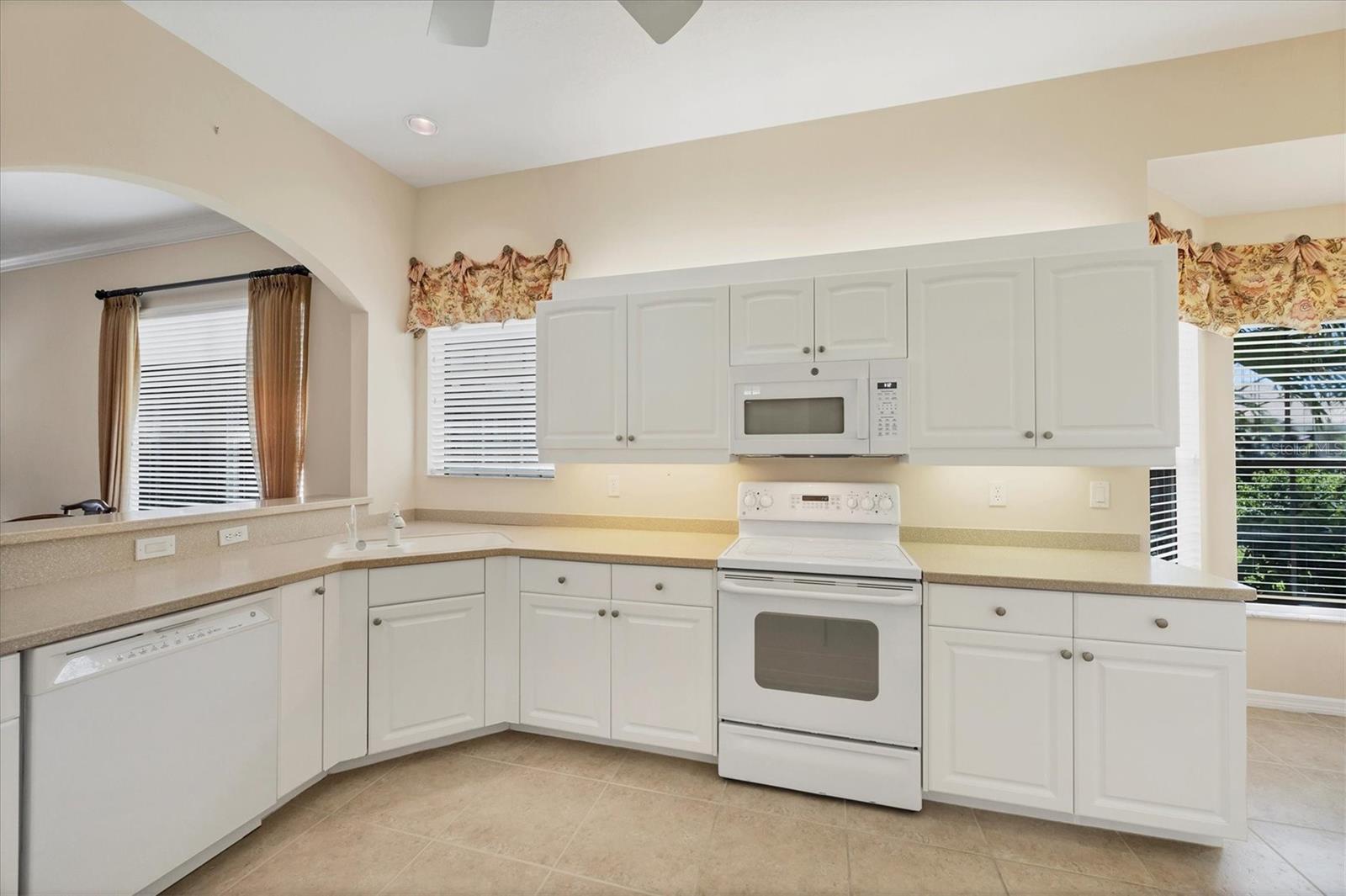 Image 9 of 42 For 1652 Monarch Drive 1652