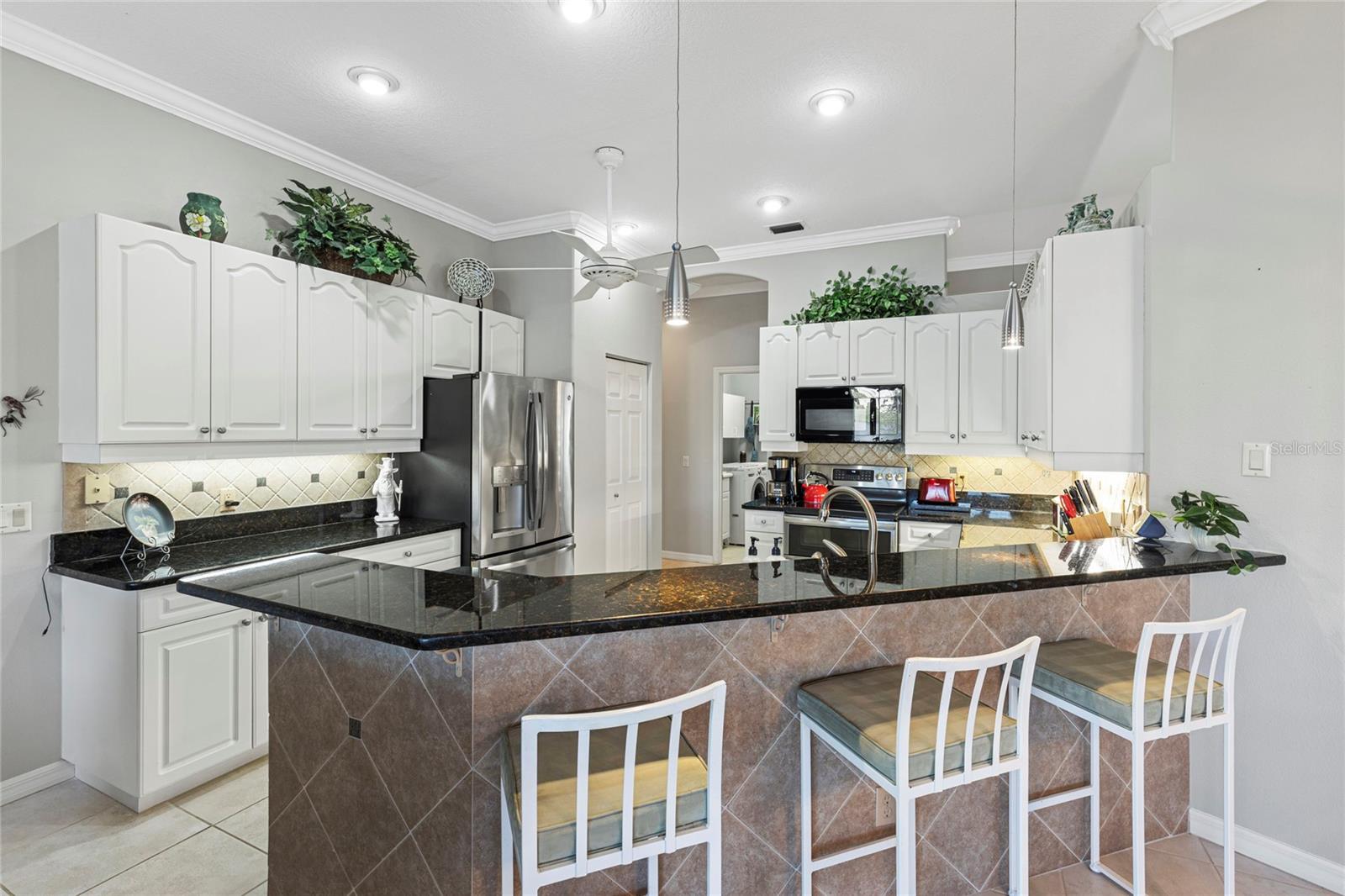 Image 19 of 70 For 462 Fieldstone Drive