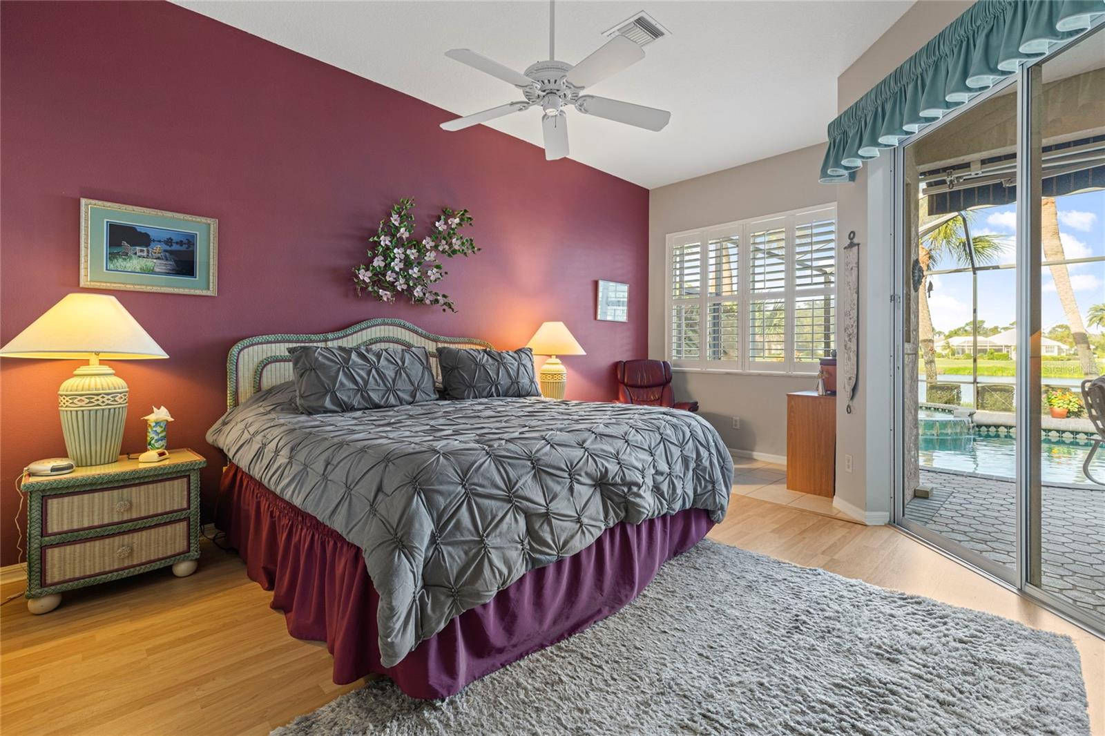 Image 22 of 70 For 462 Fieldstone Drive