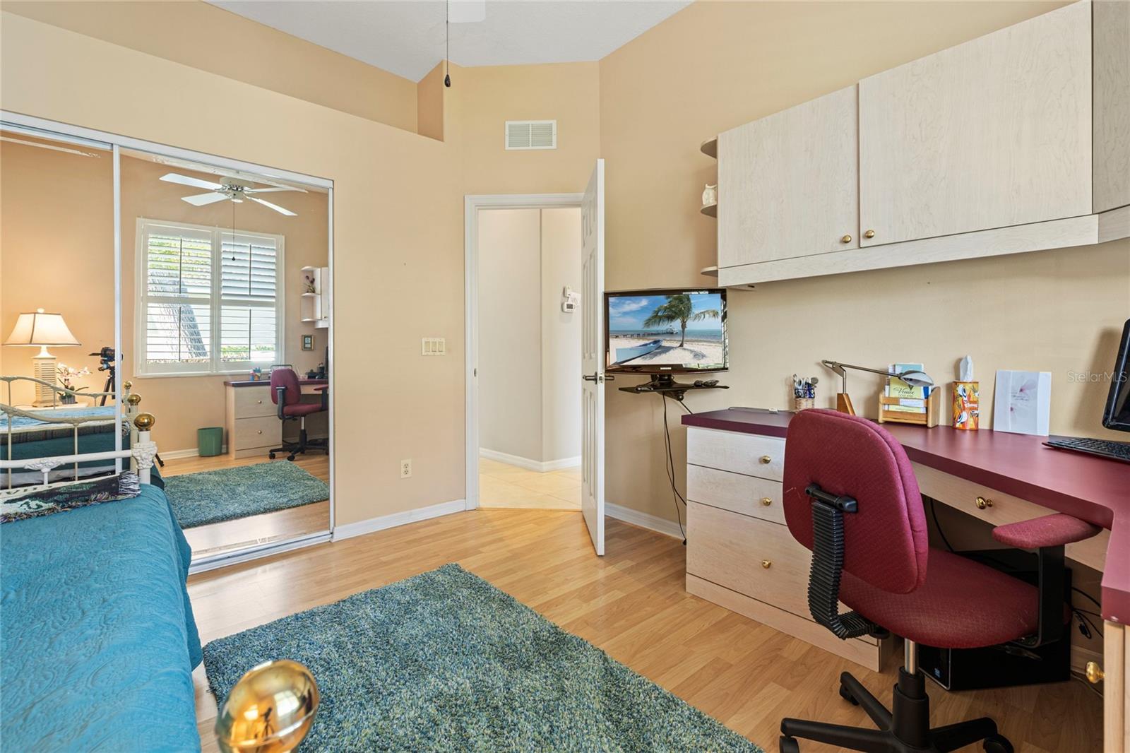 Image 25 of 70 For 462 Fieldstone Drive