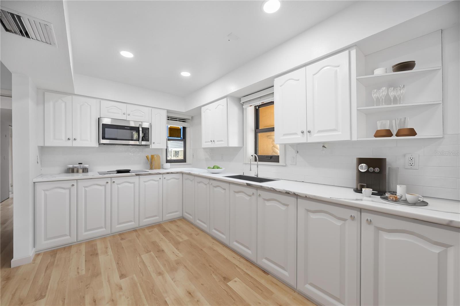 Image 11 of 52 For 718 Golden Beach Boulevard 2