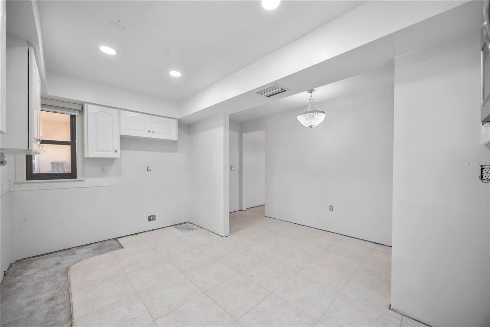 Image 14 of 52 For 718 Golden Beach Boulevard 2