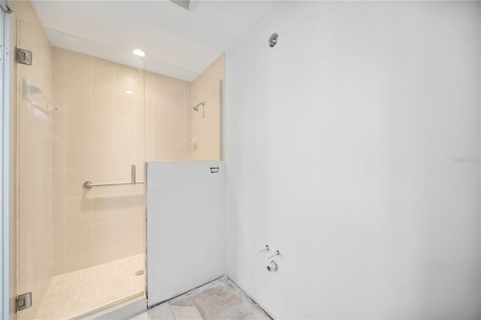 Image 18 of 52 For 718 Golden Beach Boulevard 2