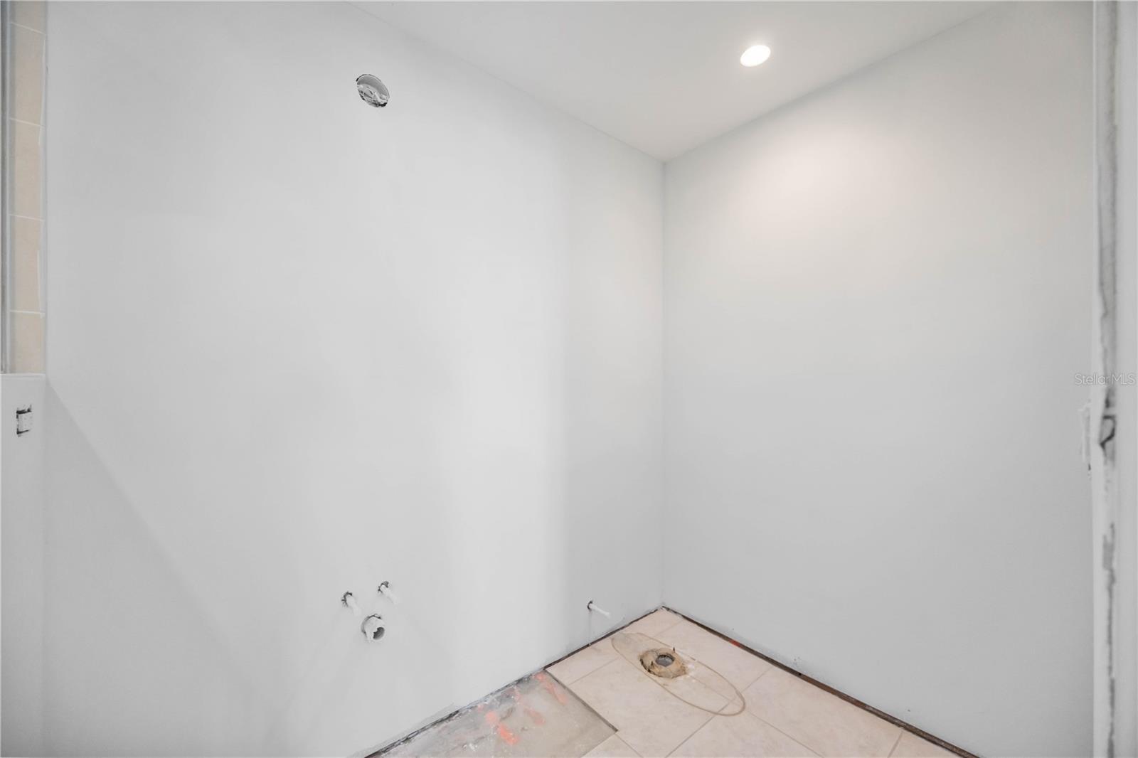 Image 19 of 52 For 718 Golden Beach Boulevard 2