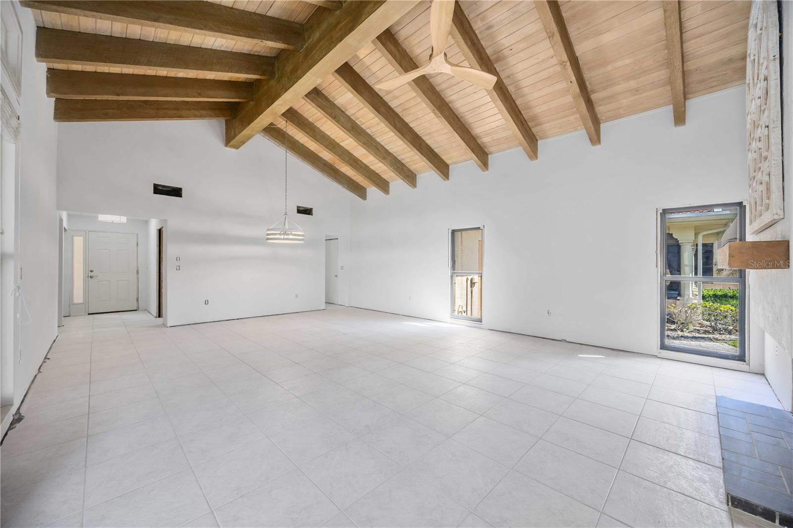 Image 7 of 52 For 718 Golden Beach Boulevard 2