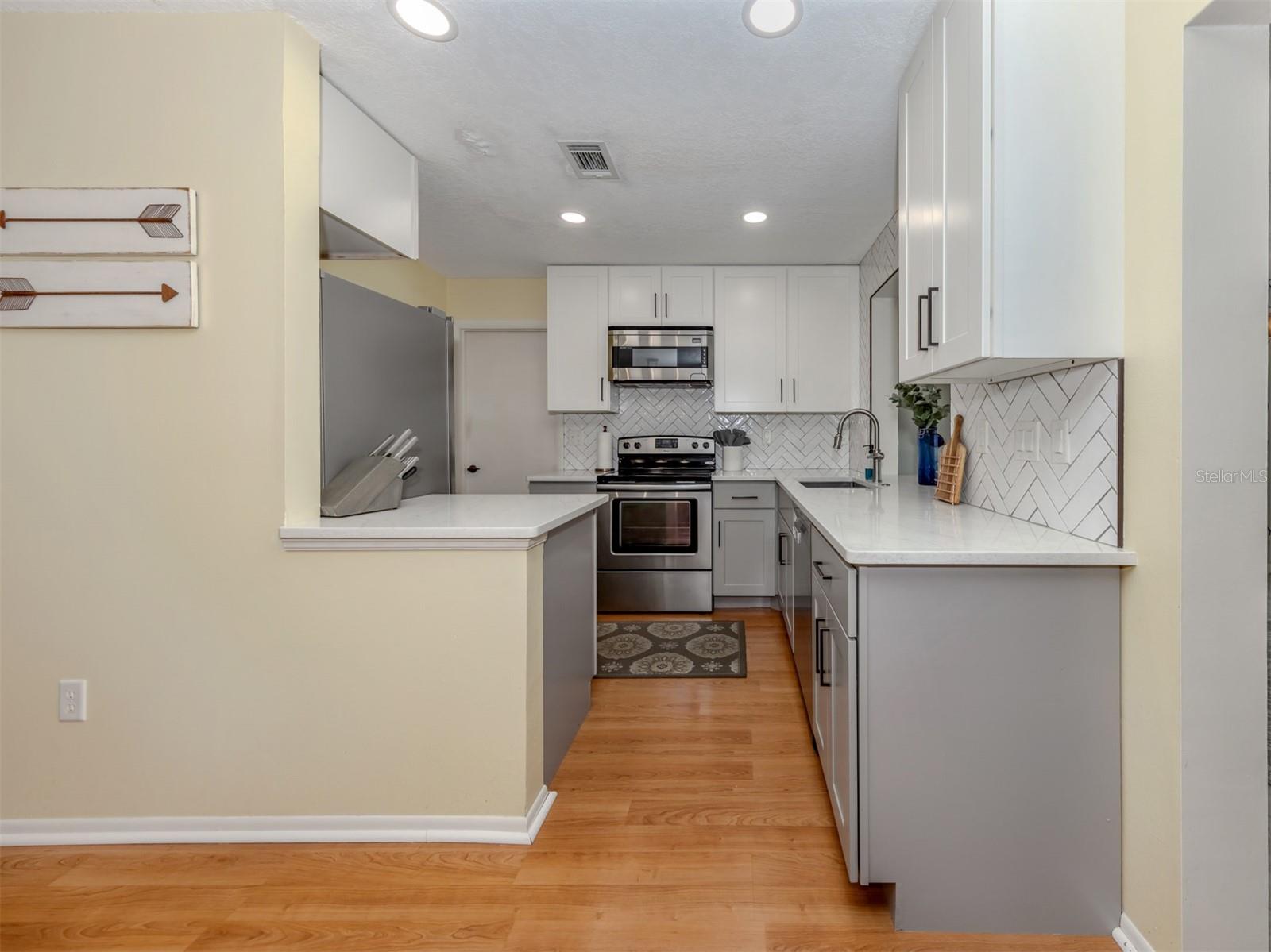 Image 8 of 66 For 8122 Trionfo Avenue