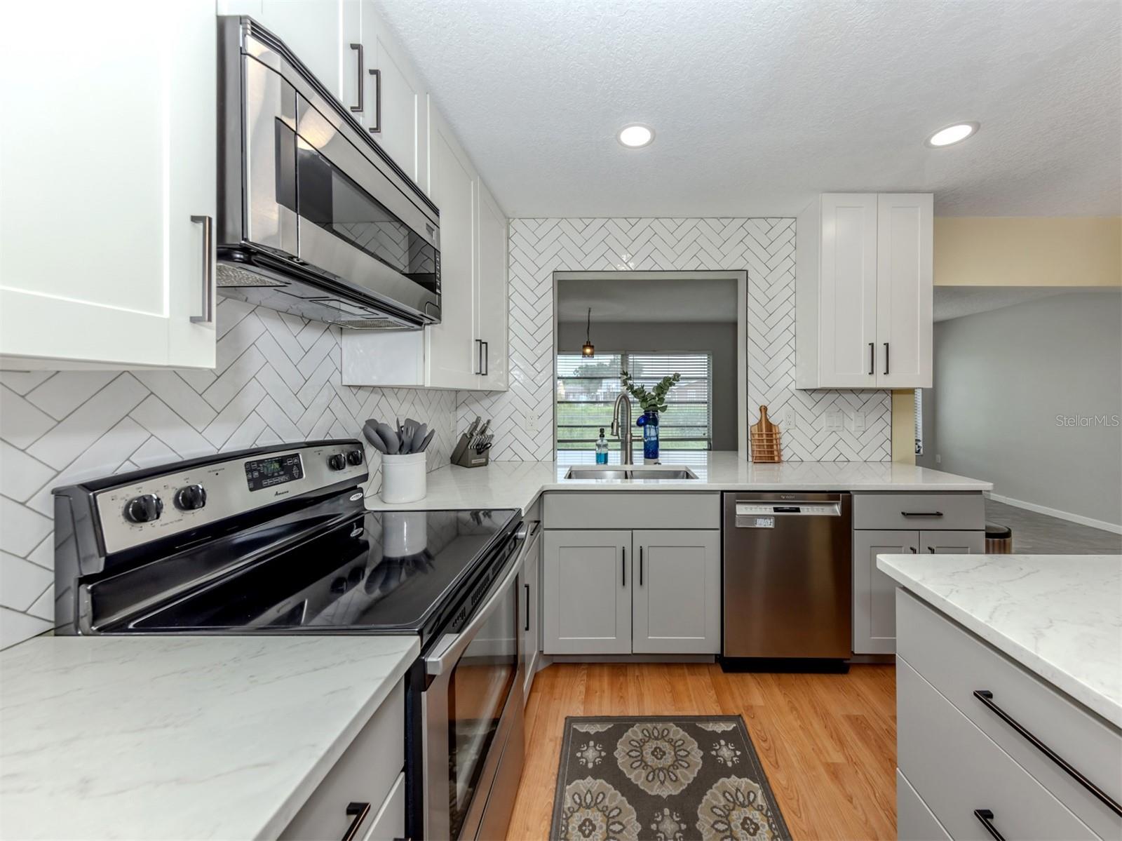 Image 9 of 66 For 8122 Trionfo Avenue