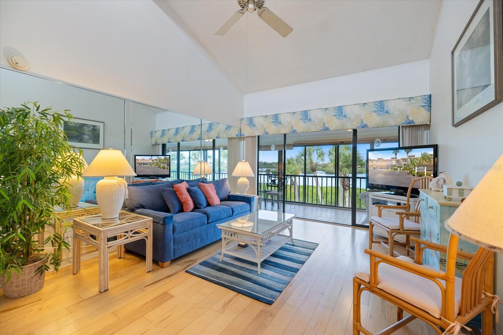 Image 3 of 50 For 966 Bird Bay Way 246