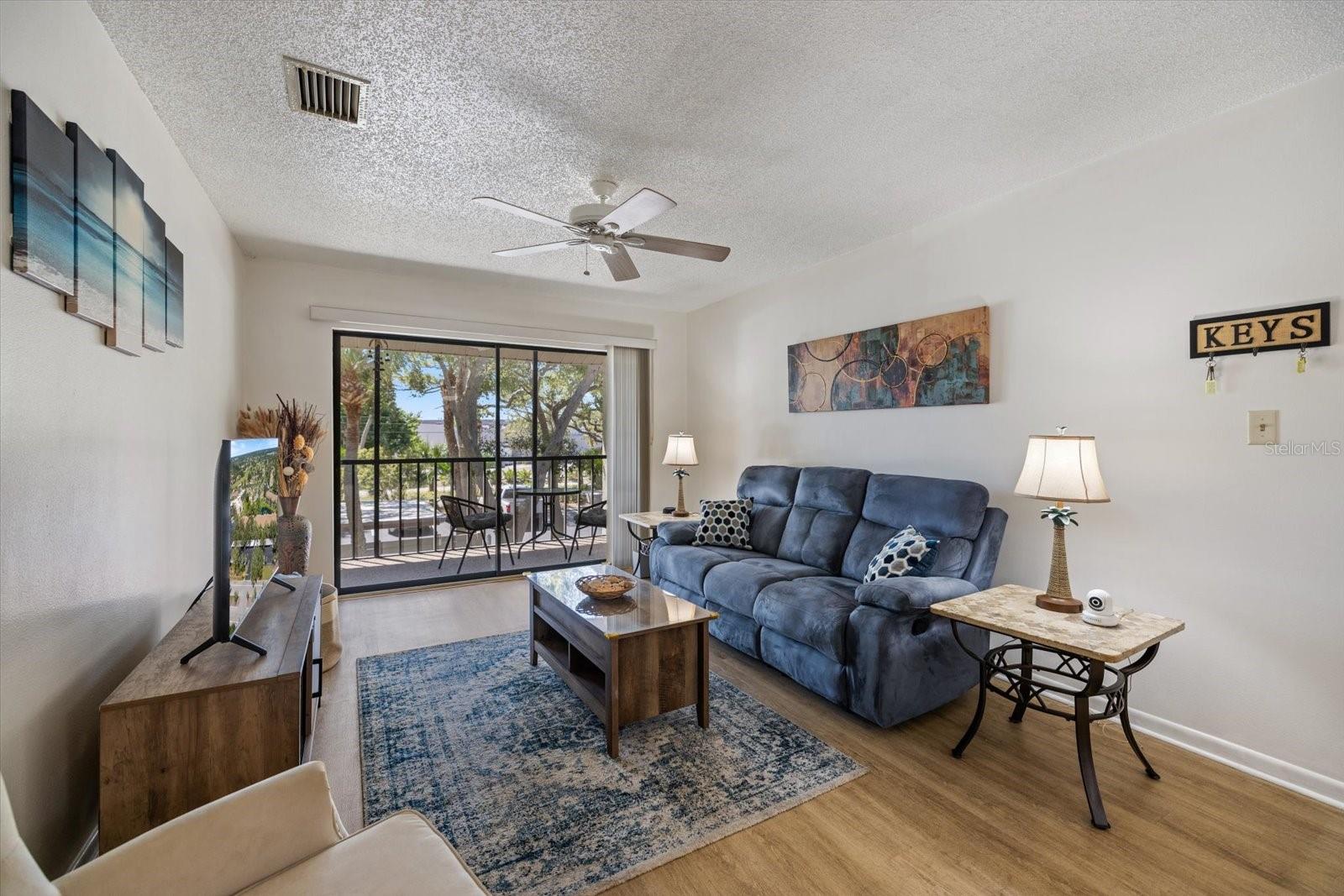 Image 10 of 42 For 622 Bird Bay Drive S 207