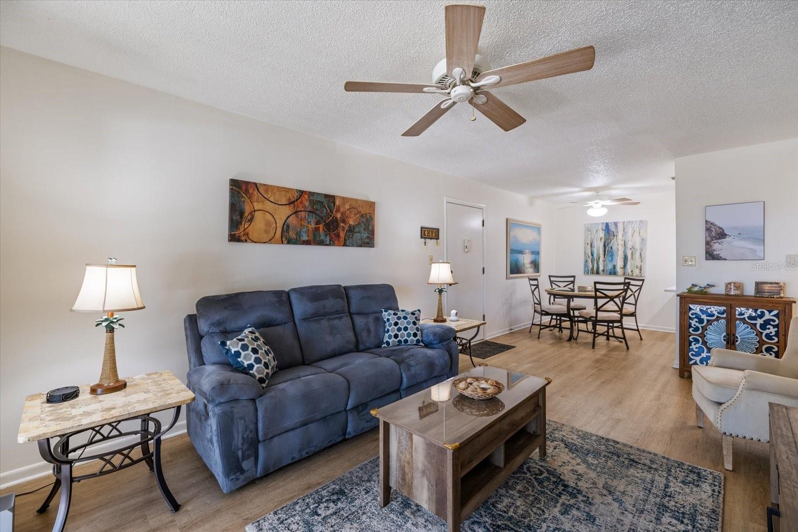 Image 11 of 42 For 622 Bird Bay Drive S 207