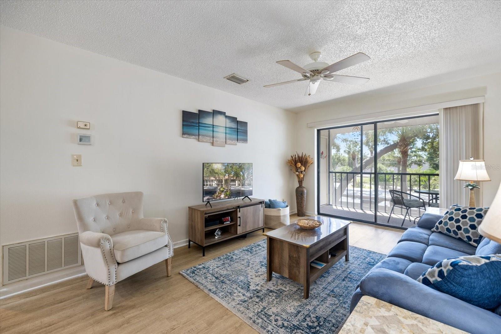 Image 13 of 42 For 622 Bird Bay Drive S 207