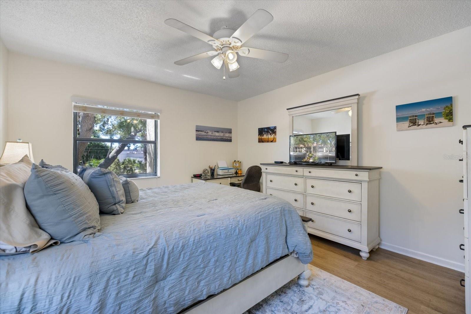 Image 18 of 42 For 622 Bird Bay Drive S 207