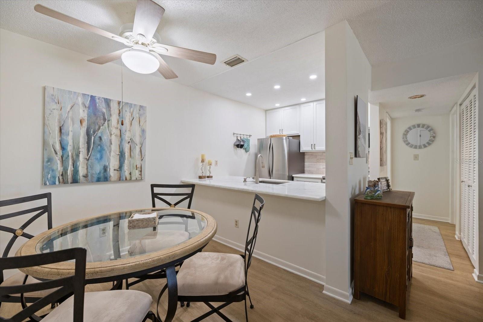 Image 6 of 42 For 622 Bird Bay Drive S 207