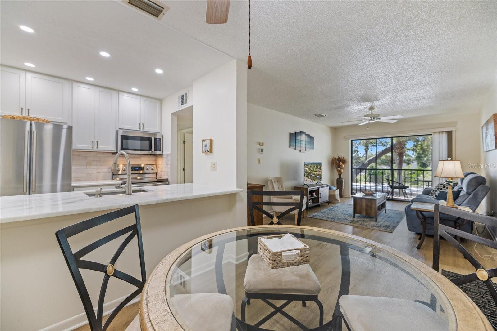 Image 9 of 42 For 622 Bird Bay Drive S 207