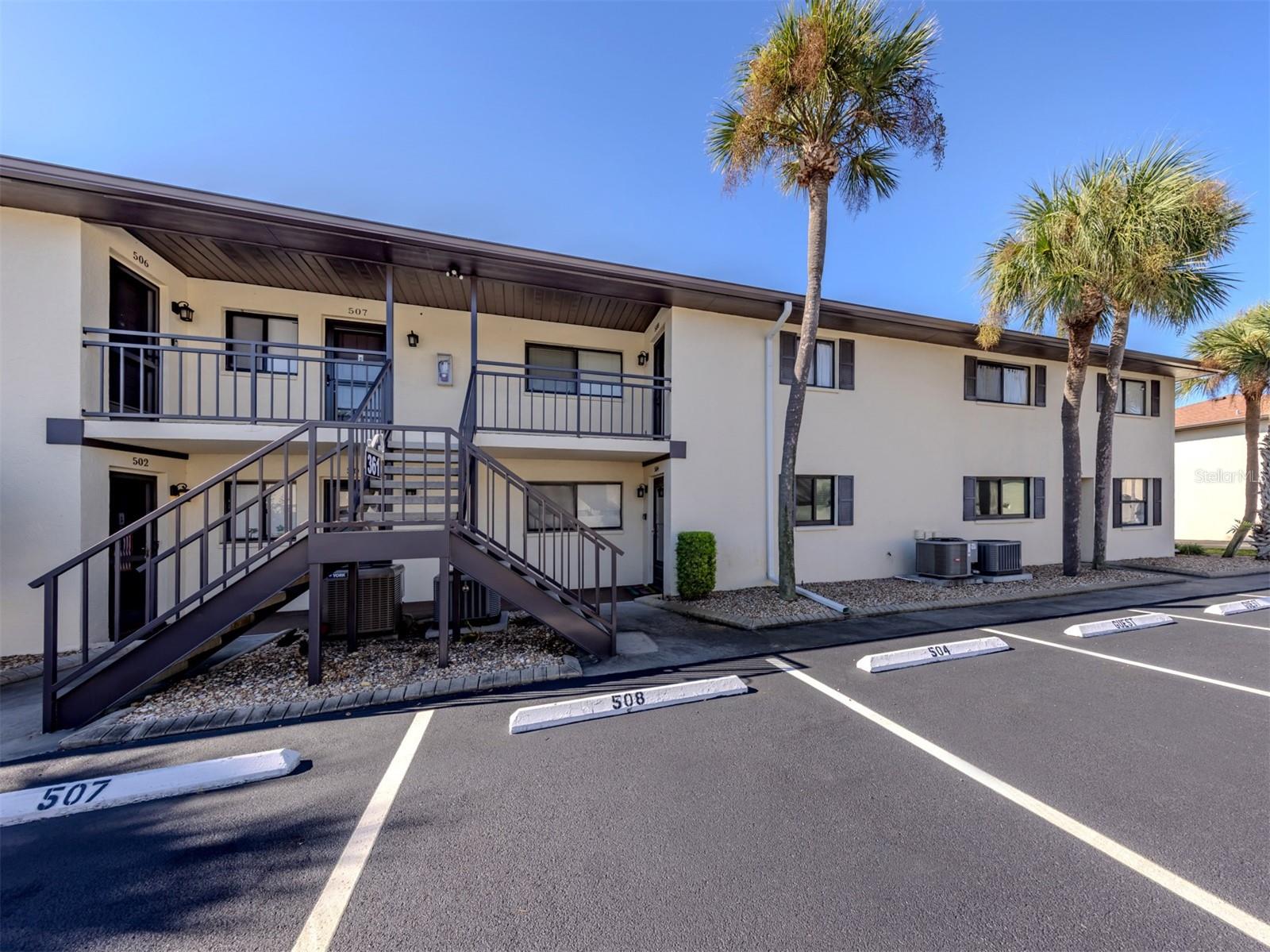 Image 4 of 70 For 361 Airport Avenue E 508